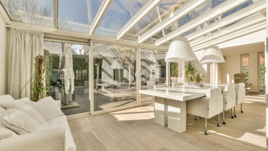 Transformez votre maison à Maurepas avec une véranda lumineuse : idées et conseils !